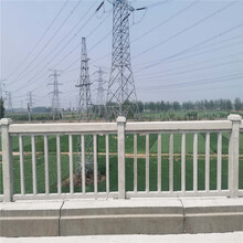 铁锐预制高铁护栏路基栅栏钢筋、混凝土材质构件色泽一致