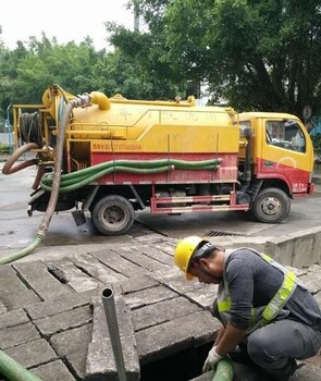 太原市清徐縣疏通下水道清理化糞池抽糞吸污清洗管道