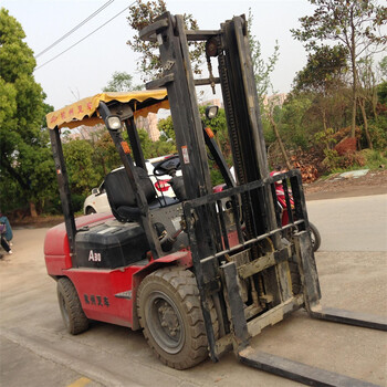 吉安市遂川縣汽車(chē)吊隨車(chē)吊租賃_廠房設(shè)備搬遷_臺(tái)班包月