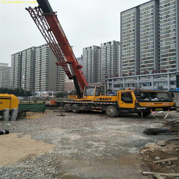 廣州市越秀區(qū)自吊車出租隨車吊出租_設(shè)備工廠搬遷_費(fèi)用實惠