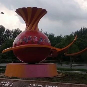 花瓶雕塑工藝制造-金屬規(guī)格-抽象花瓶雕塑設計制造