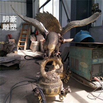標(biāo)示鑄銅老鷹雕塑制造商-景觀定制供應(yīng)-城市鑄銅老鷹雕塑擺件