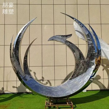 喷漆凤凰鸟雕塑效果制造厂家-别墅美陈制作-制造凤凰鸟雕塑主题