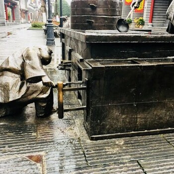 精選藝術風箱雕塑生產商-立體景觀精選-城市風箱雕塑擺件