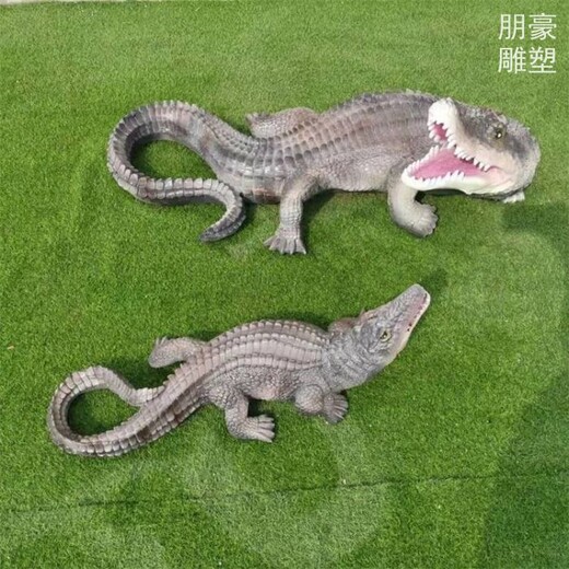 指用鋼鑄鱷魚雕塑工廠-城堡形式觀賞型-幾何鱷魚雕塑類型