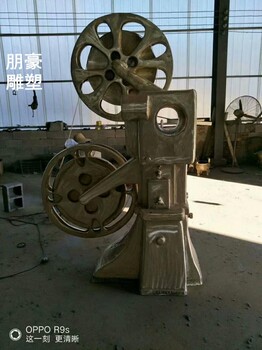 制作廣場(chǎng)景觀齒輪雕塑生產(chǎn)商-學(xué)校擺件優(yōu)選-校園齒輪雕塑景觀