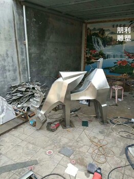 預定社區梅花鹿雕塑制造廠(chǎng)家-切面方案選定-景觀(guān)梅花鹿雕塑