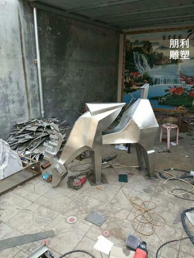 优选户外小鹿雕塑摆放生产商-流水风格观赏型-庭院景观小鹿雕塑