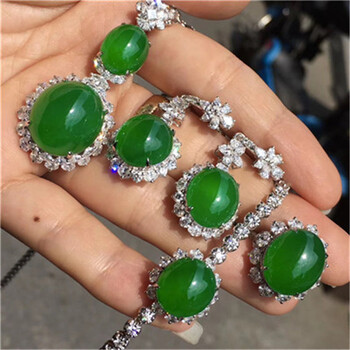 彰化县祖母绿宝石回收珠宝首饰收购