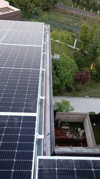 武漢光伏發電，武漢別墅業主安裝光伏引鄰居羨慕，光伏陽光房