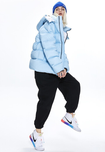 北京羽絨服老品牌貝尼斯曼品牌折扣秋冬女裝批發供應鏈