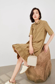 上海設計師品牌女裝折扣批發章那汀女士連衣裙庫存尾貨服裝市場