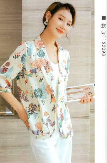夏季時尚女裝真絲連衣裙品牌庫存服裝折扣女裝市場