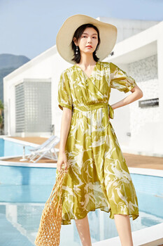 廣州折扣女裝品牌撤柜女裝夏季時尚女裝庫存服裝供應(yīng)