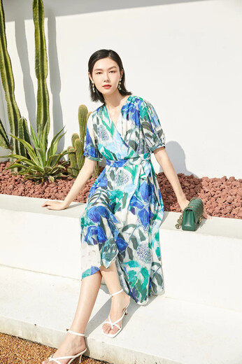 直播間女裝品牌撤柜服裝廣州折扣女裝拿貨
