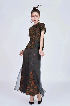 真絲連衣裙香云紗女裙品牌庫存服裝廣州女裝尾貨供應(yīng)