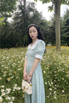 原創棉麻設計師品牌折扣女裝底色上衣商場撤柜尾貨貨源供應
