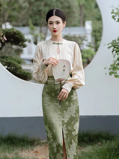 深圳原創(chuàng)設(shè)計(jì)品牌莫利凱利國(guó)風(fēng)上衣新中式改良旗袍古典女裝貨源