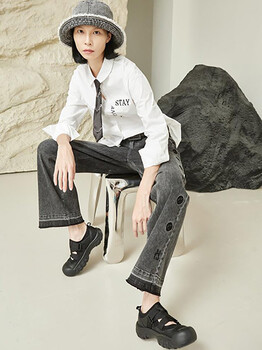休閑品牌女裝尾貨私人衣櫥春裝廣州折扣女裝供應(yīng)