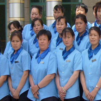 廣州體育西保潔托管，長期外包駐場保潔，承接大廈清潔衛生