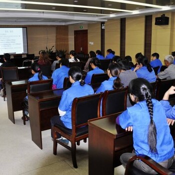 廣州物業(yè)公司保潔，辦公室雙休保潔，附近清潔搞衛(wèi)生公司