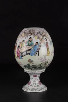 王錫良、王采創作瓷器《李白春夜文會圖》薄胎皮燈