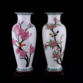 陳文創(chuàng)作水點(diǎn)桃花鴻運(yùn)當(dāng)頭對(duì)瓶醴陵國瓷里程碑之作
