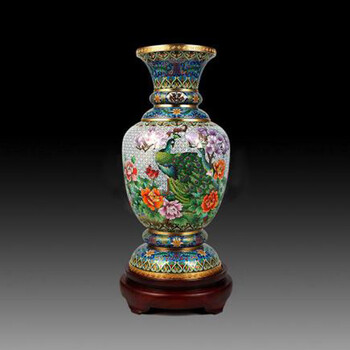 國(guó)禮《盛世歡歌》景泰藍(lán)瓶鐘連盛、李靜聯(lián)袂匠心巨作
