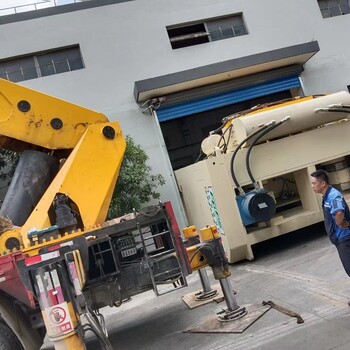 上海嘉定区民丰路80吨吊车出租和静路7吨叉车出租重型机器移位