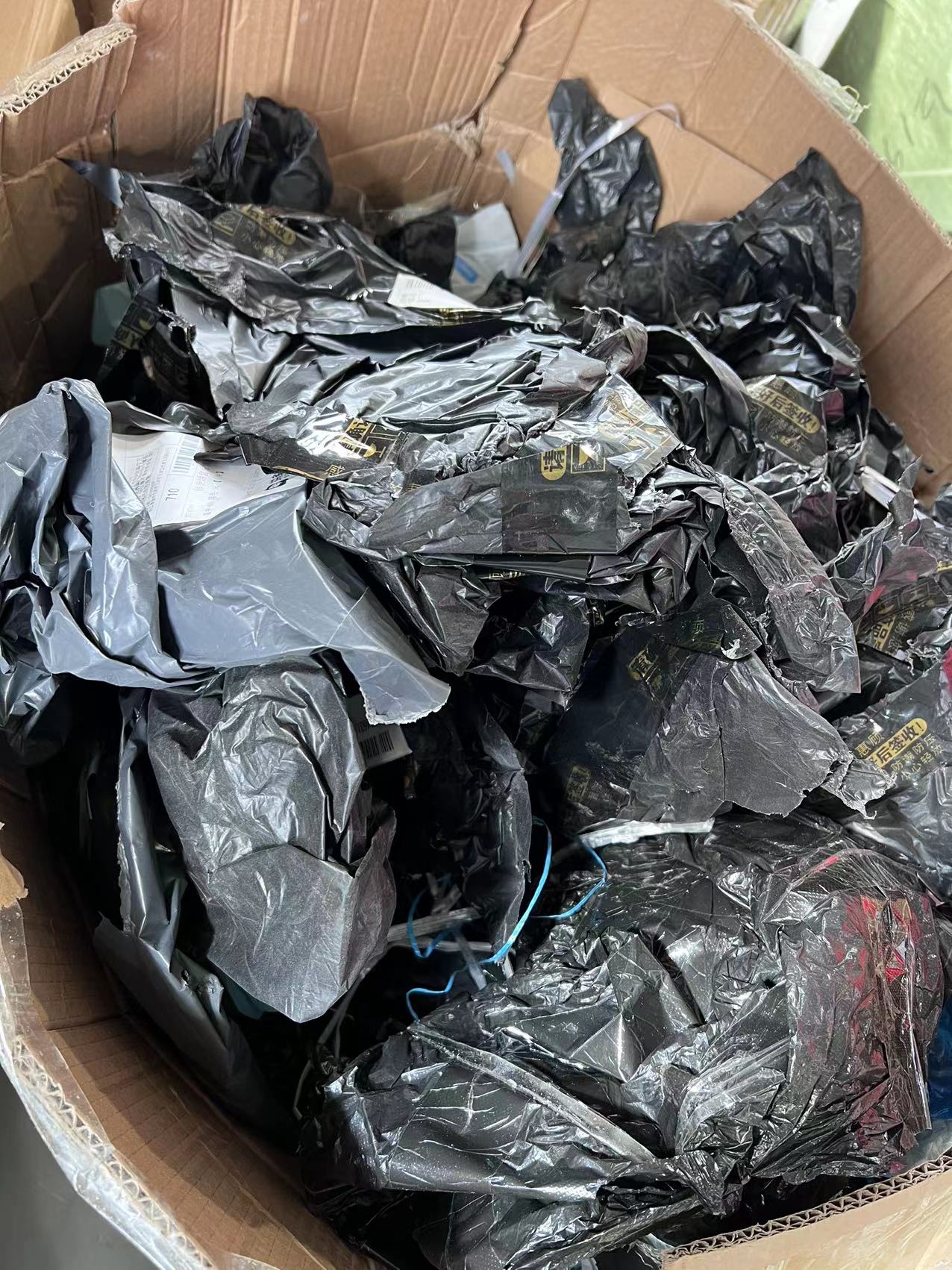 广东省内大量回收工业垃圾处理