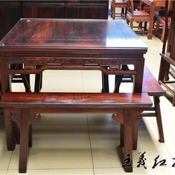 青岛交趾黄檀餐桌红木餐桌坚固结实，王义红木家具