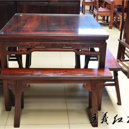 青岛王义红木大红酸枝餐桌设计合理，缅甸花梨家具