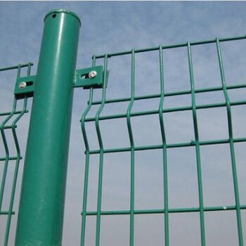 双边丝护栏网厂家养殖果园隔离网边框式防护网浸塑高速公路围栏网