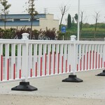 市政道路护栏锌钢隔离栏人行道公路设施隔离网马路绿化带围栏