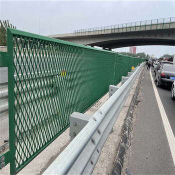 高速公路安裝防眩網(wǎng)的作用