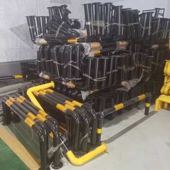 山西太原u型鋼管擋車器擋車器防撞護(hù)欄鋼管防撞欄
