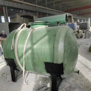 玻璃鋼冷卻塔,玻璃鋼水罐,玻璃鋼檢查井,玻璃鋼加工定制產(chǎn)品