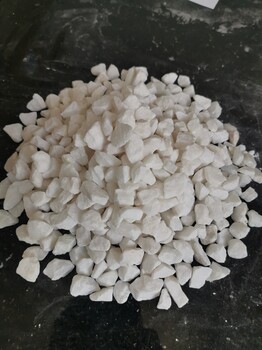 白云石雪花白石子-破碎漢白玉碎石子-庭院裝飾散放園藝鋪面白石子