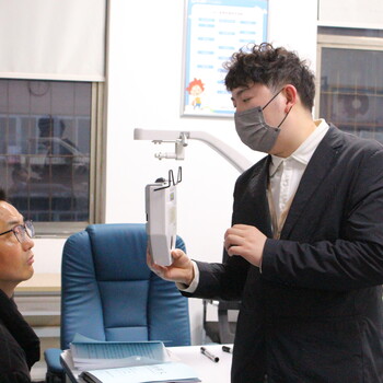 眼鏡驗光師證書怎么報考報考條件哪里報考