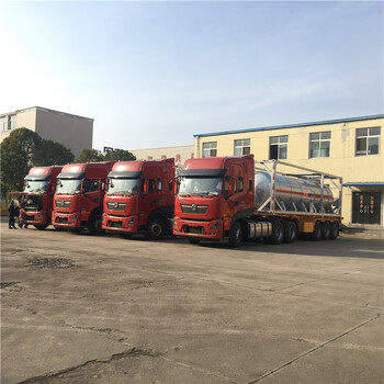 全國(guó)槽罐車(chē)運(yùn)輸物流公司擁有各類罐車(chē)以及罐體運(yùn)輸各類化工品