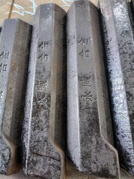 抗擊磨損的堅(jiān)固防線永威耐磨錘牙加大款