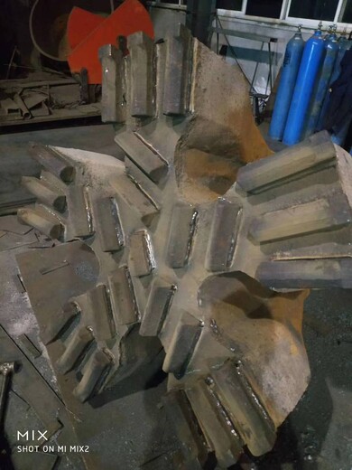 冲孔打桩机锤头1.5米5.8吨五爪锤耐磨批发