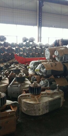 大六噸鋼板焊接卷揚(yáng)機(jī)650減速機(jī)