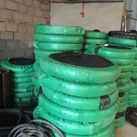 各種規格泥漿管加厚膠管研發(fā)生產(chǎn)品質(zhì)安全生產(chǎn)