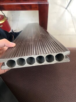 竹炭碳晶板臨沂竹木纖維集成墻板無(wú)縫拼接護(hù)墻板
