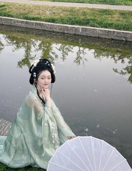 西安兒童漢服出租-中秋漢服出租價格-熱門景點漢服出租圖片