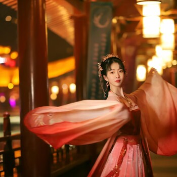 西安景點新款漢服出租-新款兒童漢服拍照圖片-漢服出租價格
