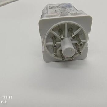 苏州JQX-10F通用小型继电器10A圆脚带底座