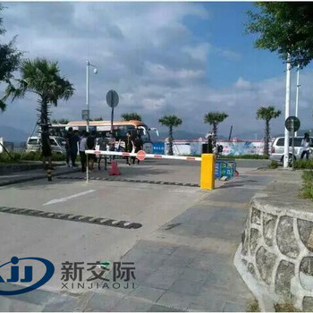 河南濮陽范縣自動(dòng)車牌識(shí)別系統(tǒng)價(jià)錢停車場(chǎng)扣費(fèi)系統(tǒng)