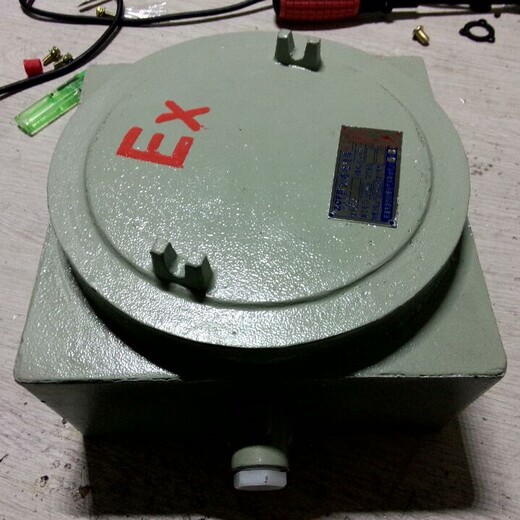 BXM（D）-T防爆控制箱配电箱防爆动力配电箱价格